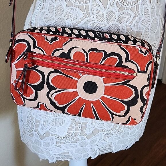 Coach Poppy Flight Bag - Picture 2 of 11